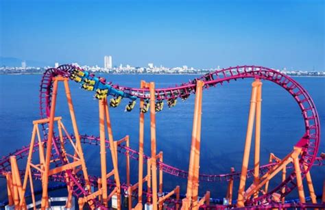 Queen Cobra – Asia Park – Công viên Châu Á .